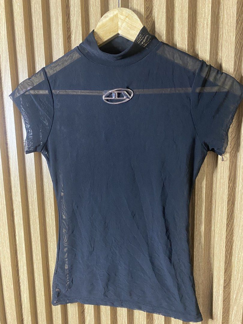 Alfani Y2k tops (Category: Blouses) located in Davao. Submitted by msthrifted (Listing ID 1462899105, Image 2). Description: Size S-M.