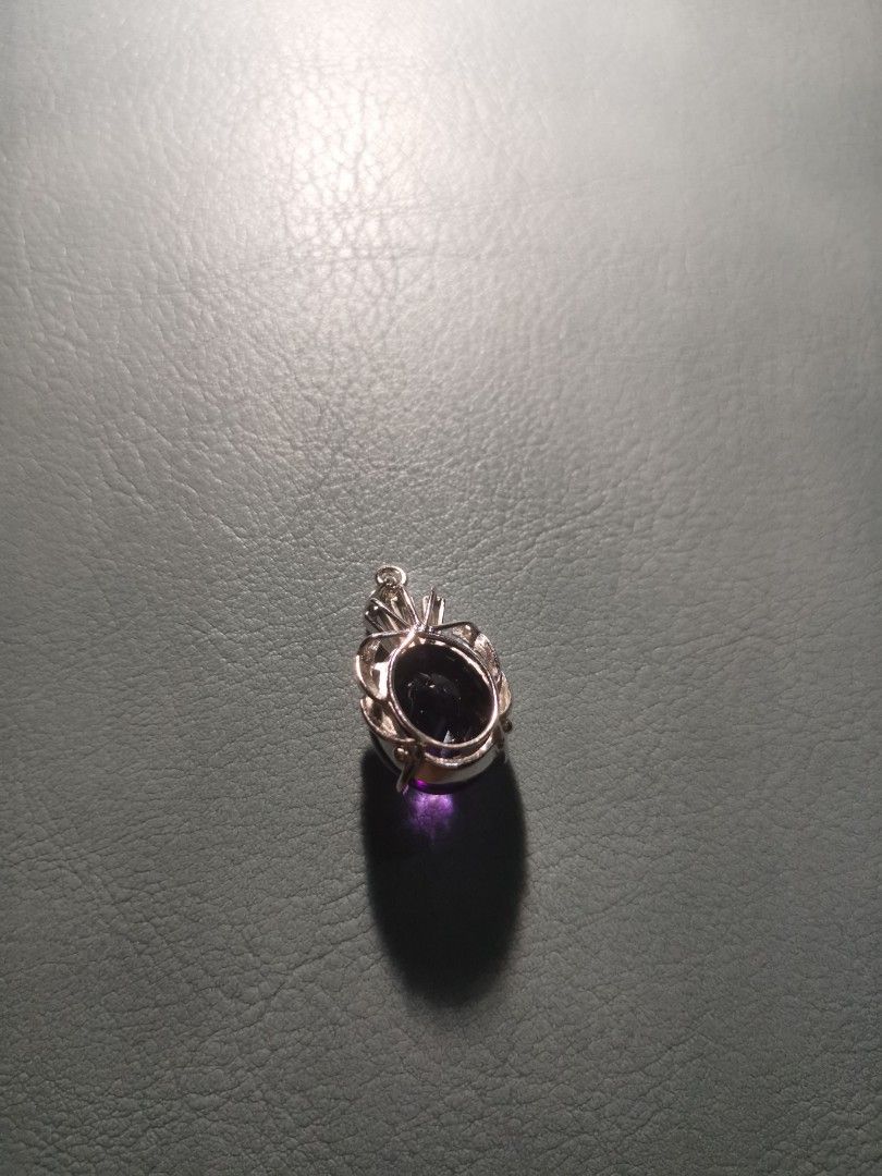 Amethyst pendant (Category: Necklaces) located in Manila. Submitted by dcory (Listing ID 1462975377, Image 3). Description: .