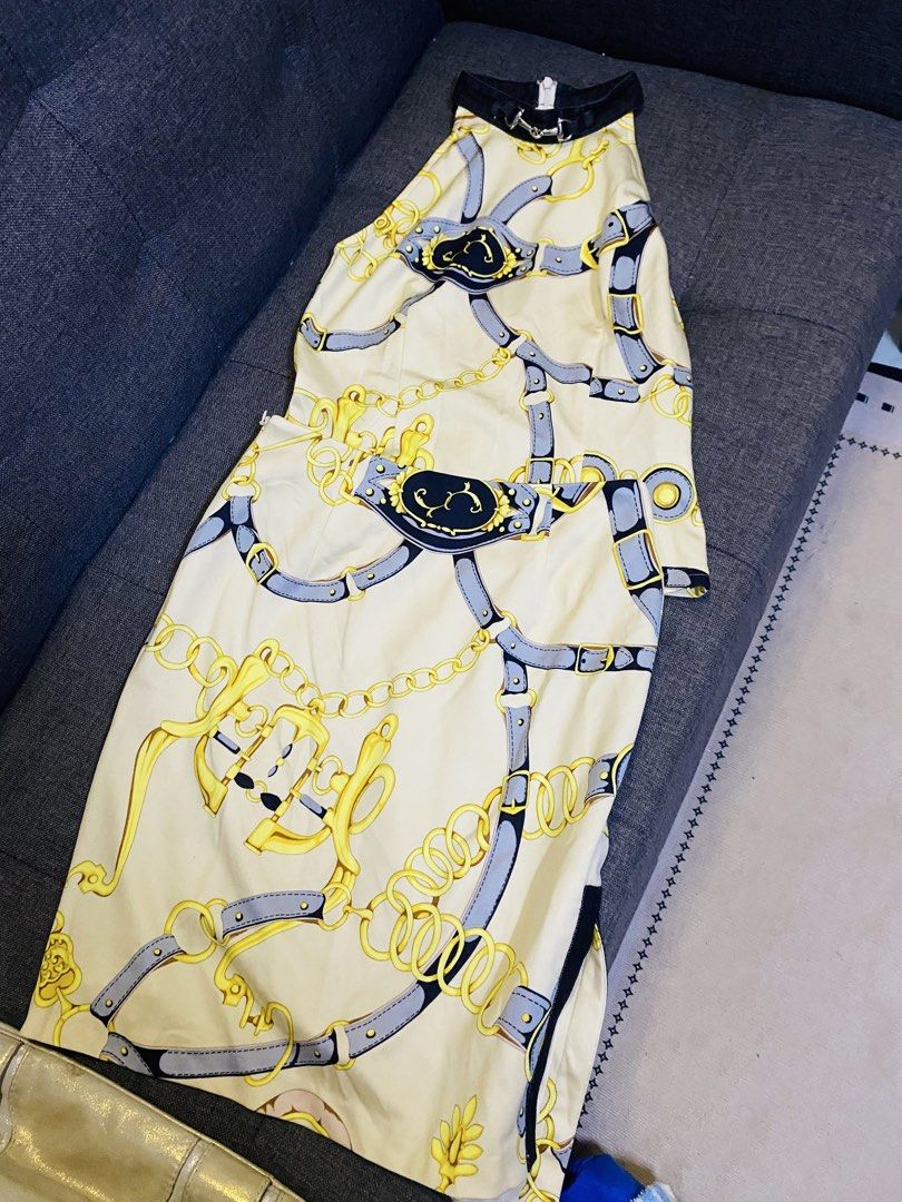 Andre Luciano Set termo authentic (Category: Sets or Coordinates) located in Caloocan City. Submitted by luxurymurayta888 (Listing ID 1462902150, Image 1). Description: size medium.