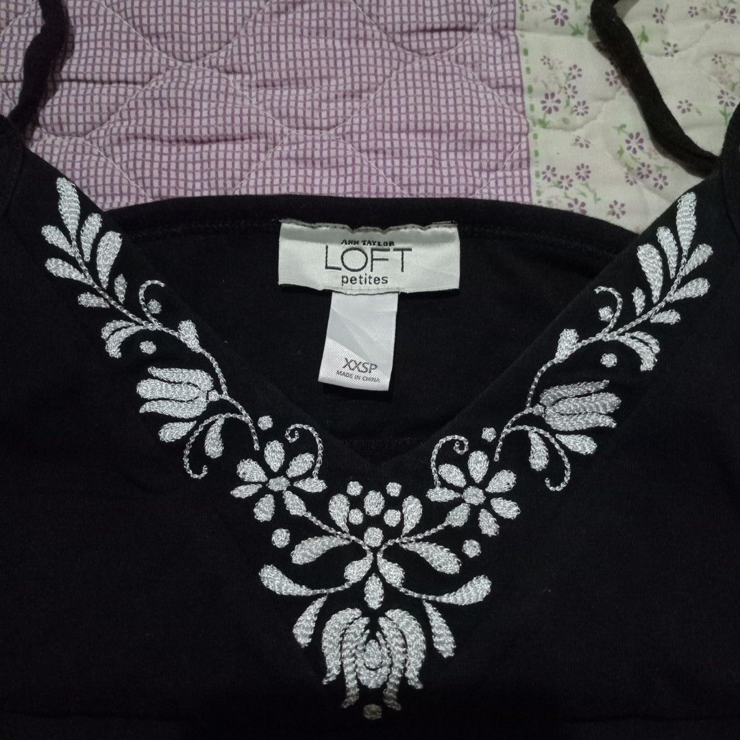 Ann Taylor Loft Embroidered Halter Top (Category: Sleeveless) located in Legazpi City. Submitted by lovelacepicks (Listing ID 1463040594, Image 3). Description: petite xs-semi m bnew, no flaws, no ww wysiwyg.