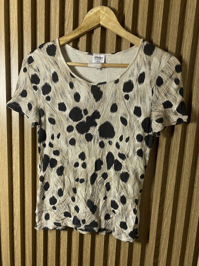 Armani Collezione (Category: Luxury Apparel) located in Davao. Submitted by msthrifted (Listing ID 1462898941, Image 1). Description: No flaws Like new.