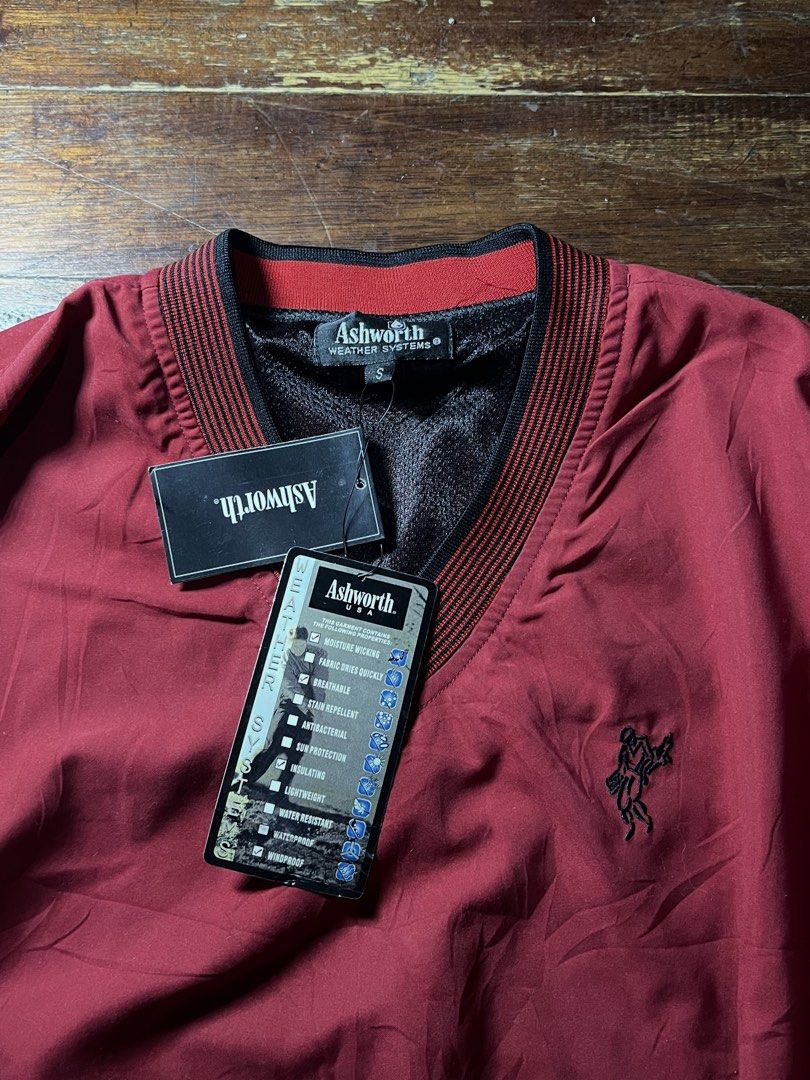 Ashworth Golf Weather Systems V-Neck Pullover Windbreaker (Category: Coats, Jackets and Outerwear) located in Manila. Submitted by heyzel.finds (Listing ID 1462998705, Image 2). Description: Size Small W23 L24.5 BRAND NEW with hangtag No issue.