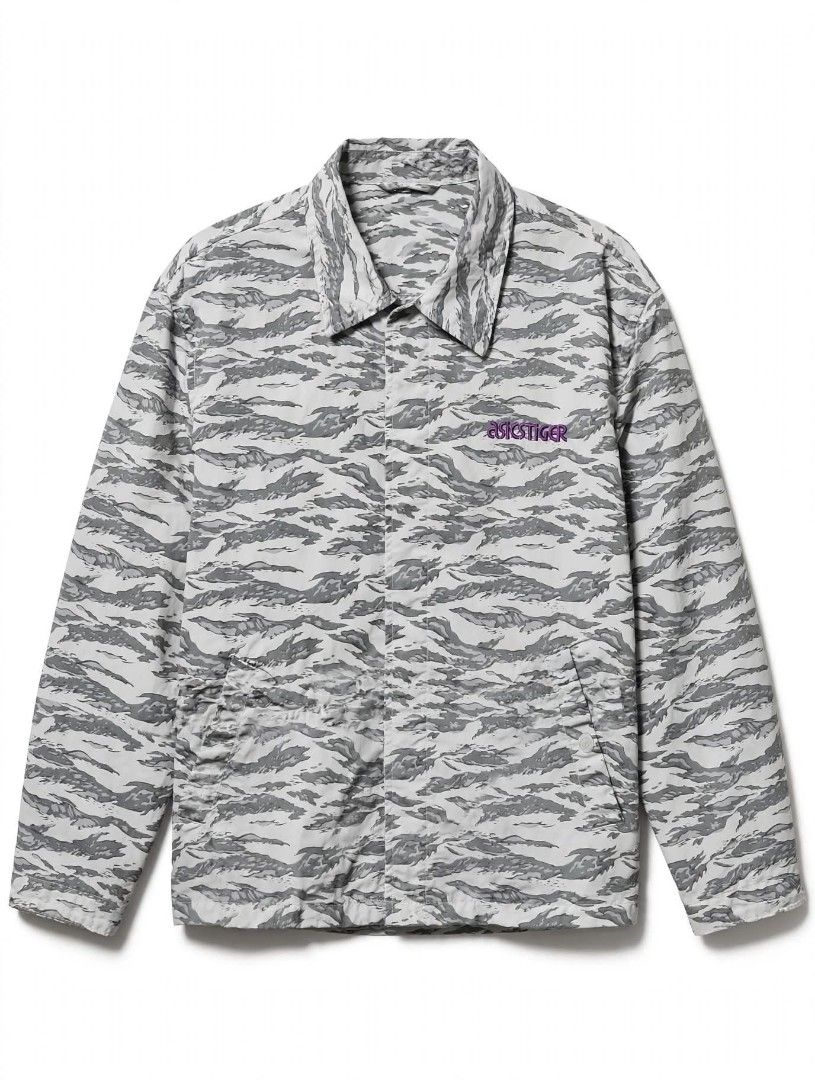 Asics Tiger 2018 Atmos Solebox Camo Jacket (Category: Coats, Jackets and Outerwear) located in Morong. Submitted by ulyfinds (Listing ID 1463056132, Image 1). Description: This coach jacket is an official release from the coveted 2018 tripartite collaboration between Asics Tiger, Tokyo boutique Atmos, and Berlin retailer Solebox..