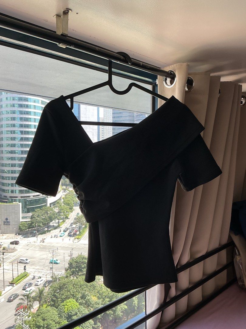 Asymmetrical Top (Category: Blouses) located in Lucena. Submitted by krstnabj (Listing ID 1462929202, Image 1). Description: Best fit: small to med frame Xs on tag .