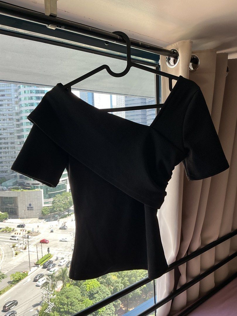 Asymmetrical Top (Category: Blouses) located in Lucena. Submitted by krstnabj (Listing ID 1462929202, Image 2). Description: Best fit: small to med frame Xs on tag .