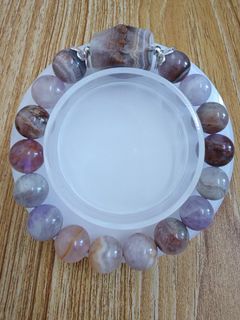 (Category: ) located in . Submitted by rie_diaphanous_stones (Listing ID 1462979825, Image 1). Description: .