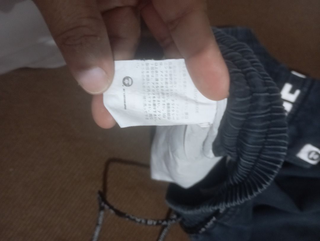 authentic AAPE (a bathing ape cargo joggers size L (Category: Activewear) located in Caloocan City. Submitted by bravemountain_aebb25 (Listing ID 1462989187, Image 3). Description: FOR SALE: Authentic AAPE by A Bathing Ape "Now Universe" Tactical Cargo JoggersSize: [Ilagay ang sukat kung Medium/Large/XL na nakasaad sa tag]Condition: Used, Good Condition (Walang butas, intact ang mga prints)Price: ₱[Ilagay ang iyong gustong presyo base sa kondisyo
