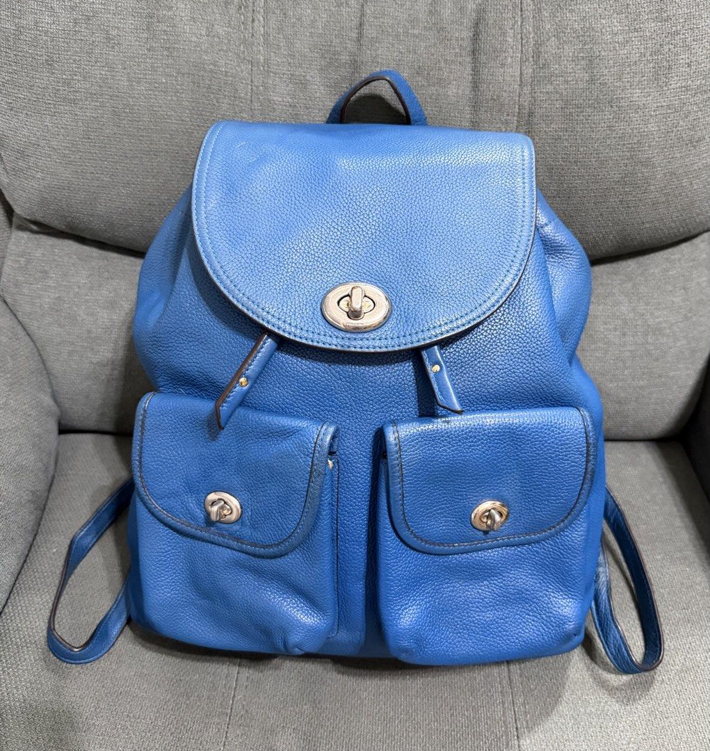 Authentic Coach Turnlock Tie Runsack Backpack (Category: Backpacks) located in Quezon City. Submitted by chic.bags (Listing ID 1462926160, Image 1). Description: Ykk zip With creed Pure leather No issue Actual photo posted Mop: gcash.