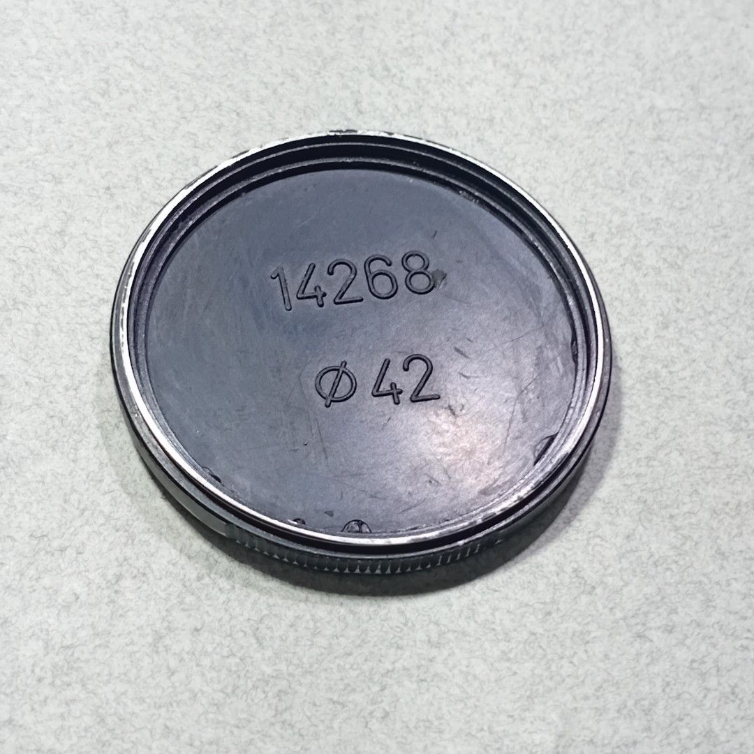 Authentic Leica Leitz Cap (Category: Other Photography Accessories) located in Paranaque City. Submitted by vintagepopsicle (Listing ID 1462898329, Image 2). Description: Please examine actual photos as they are part of the description. Sold as is where is only. Auto block sa "Leica user" na lowballer tightwad or cheapskate. We can smell you from a mile away..