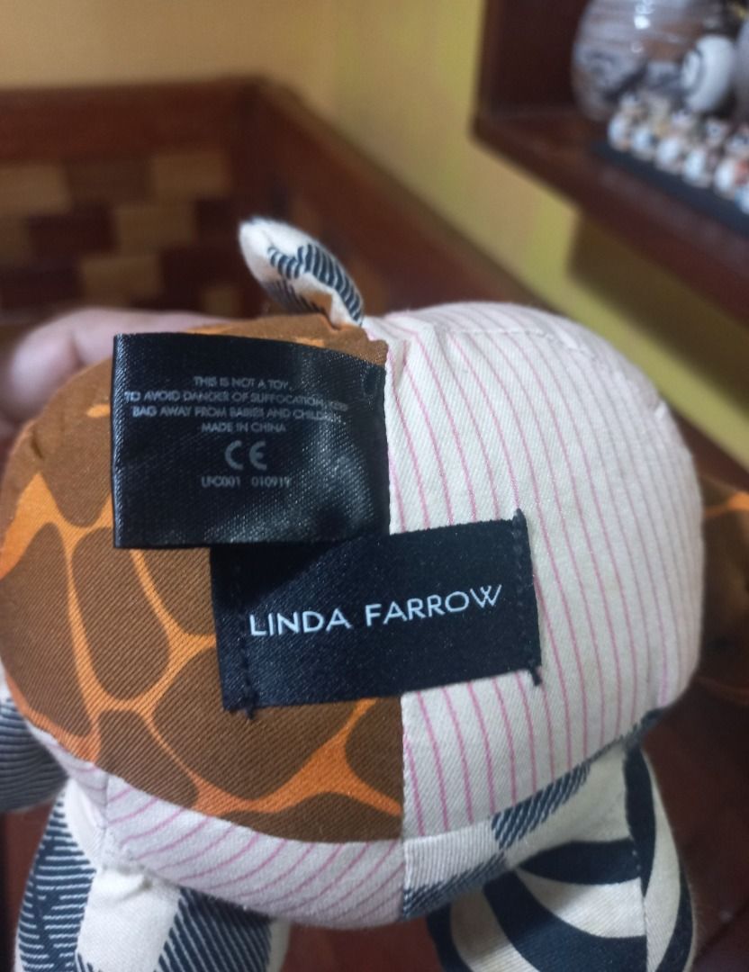 AUTHENTIC Linda Farrow Limited Edition Patchwork Teddy Bear Plush (Category: Plushies & Soft Toys) located in Pugo. Submitted by mhylee_fang1989 (Listing ID 1462994174, Image 2). Description: .