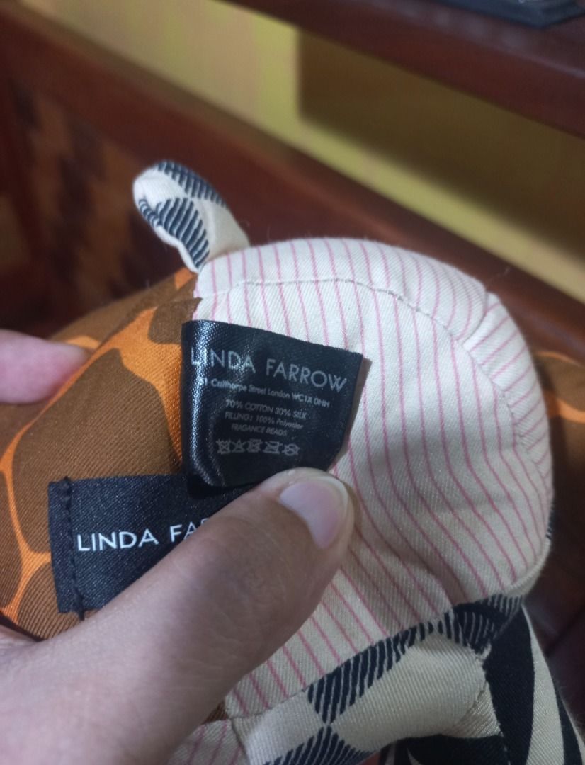 AUTHENTIC Linda Farrow Limited Edition Patchwork Teddy Bear Plush (Category: Plushies & Soft Toys) located in Pugo. Submitted by mhylee_fang1989 (Listing ID 1462994174, Image 3). Description: .