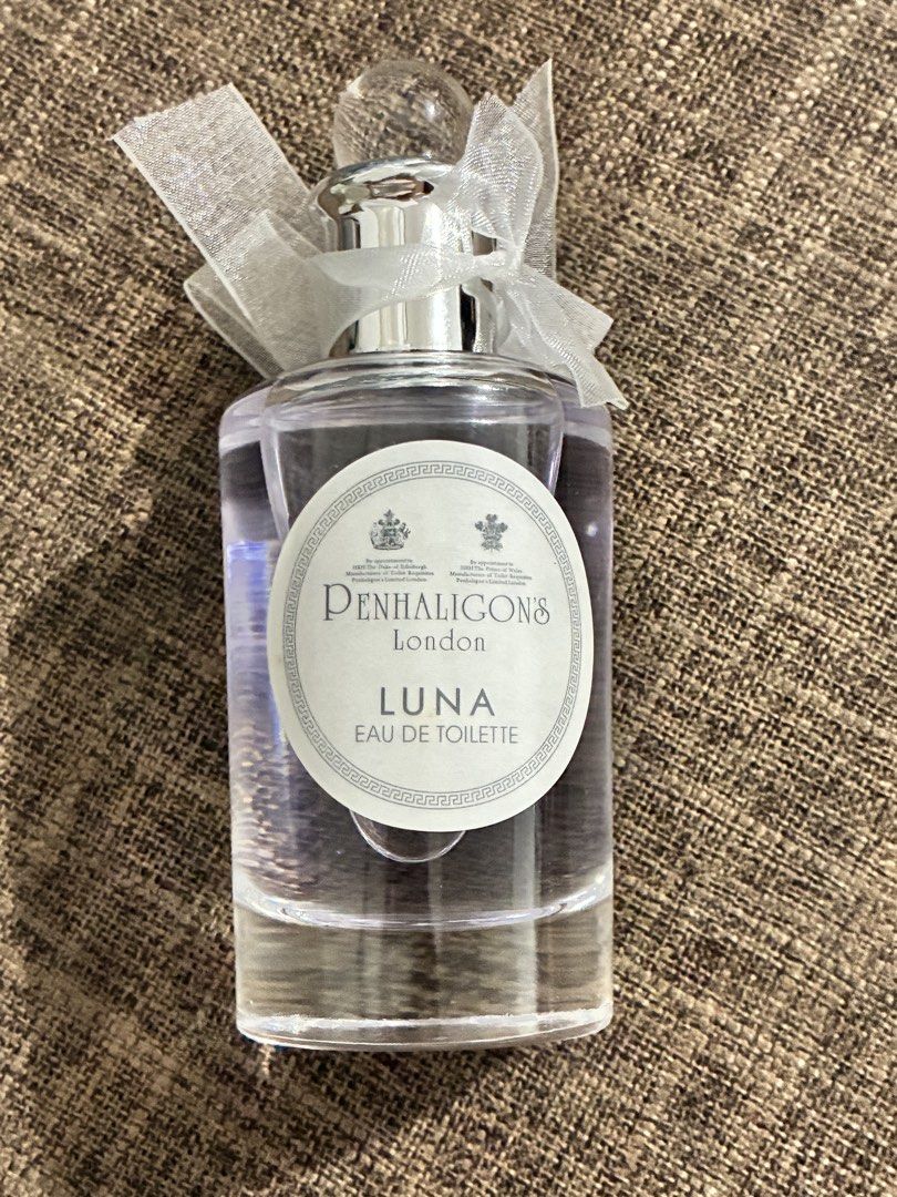 Authentic Penhaligons Luna EDT (Category: Fragrance & Deodorants) located in Las Pinas. Submitted by collextingluxuries2889 (Listing ID 1462932644, Image 3). Description: USA Bought in Nordstrom USA 100 ml Just sprayed a little. NO ISSUES. NO DENTS with the bottle comes with box Long lasting. I believe this is Heart Evangelista’s fave scents. SELLING LOW💯 RFS: I still have one bottle. I’m .