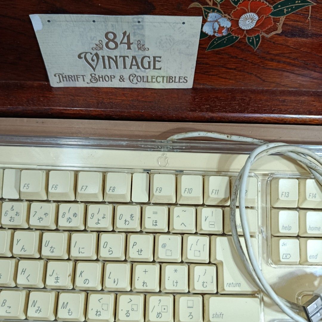 Authentic Vintage Apple Keyboard working (Category: Computer Keyboard) located in Las Pinas. Submitted by 84vintage (Listing ID 1462901828, Image 2). Description: Authentic Apple Keyboard. Tested Working. "ENTER" key on the NUMPAD nakalubog otherwise everything seems to checkout. Priced in na sa issue. Video demo for sure buyer. A great addition for your apple collection if you're looking to complete your display. Sold as is where is only. Para s