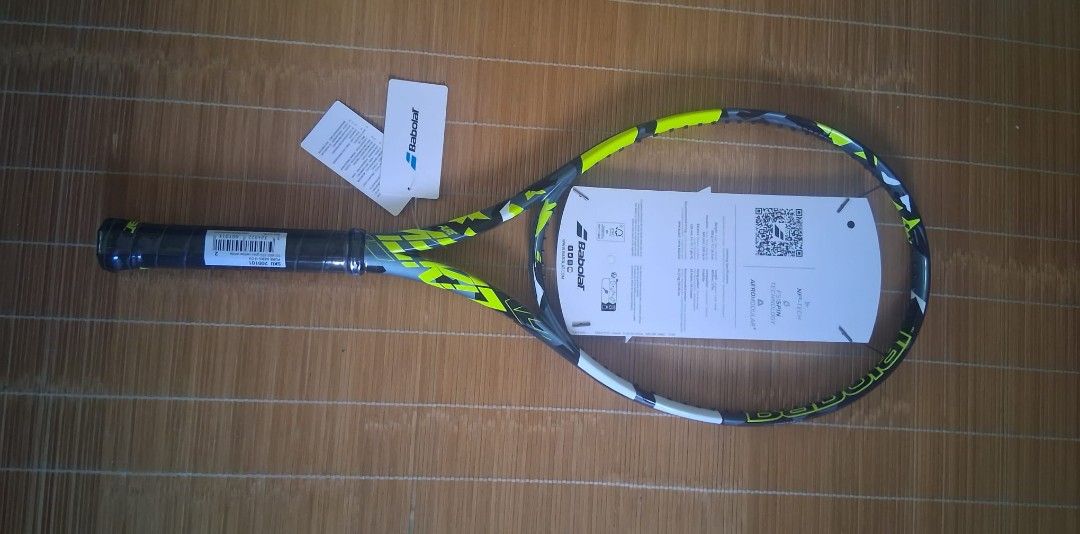 Babolat Pure Aero 2023 （分類：運動與體育 - 球拍和球類運動）位於 Hong Kong。 由 maxzhangzhang 提交（商品編號 1462957318，圖片 2）。簡介： 代友出售Babolat pure aero 2023 全新 grip 2 headsize 100 300 g。