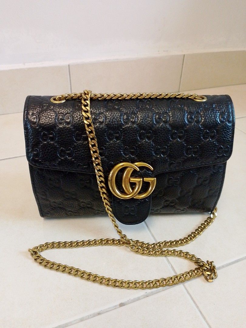 Bag Bundle (Category: Bags & Wallets) located in Seremban. Submitted by ain_muainnzah83 (Listing ID 1462950908, Image 1). Description: .