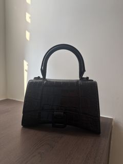 （分類：）位於 。 由 ihavetooooomuchstuff 提交（商品編號 1462983415，圖片 1）。簡介： 。