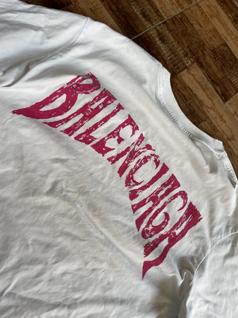 BALENCIAGA PARIS SHIRT (Category: Shirts) located in Magpet. Submitted by jazz_mbro (Listing ID 1463008021, Image 3). Description: .