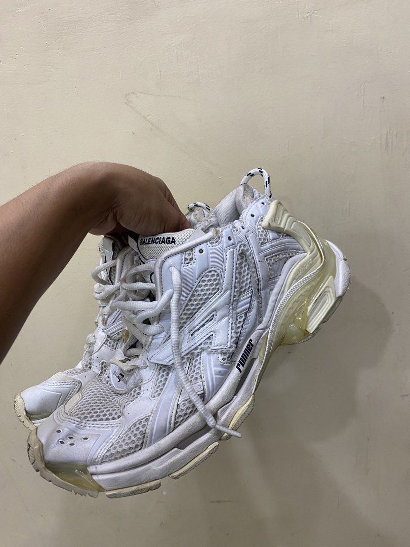 Balenciaga runner (Category: Sneakers & Footwear) located in Manila. Submitted by mikeed. (Listing ID 1462967835, Image 1). Description: balenciaga runner excellent-new condition size 43 Price 3800.