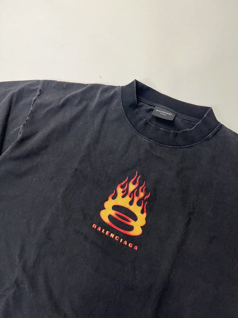 Balenciaga Tee (Category: Tshirts & Polo Shirts ) located in Makati City. Submitted by ufcknwthbst (Listing ID 1463020565, Image 2). Description: Size 4 25 inch width 30 inch length 9.5/10 condition No issue.