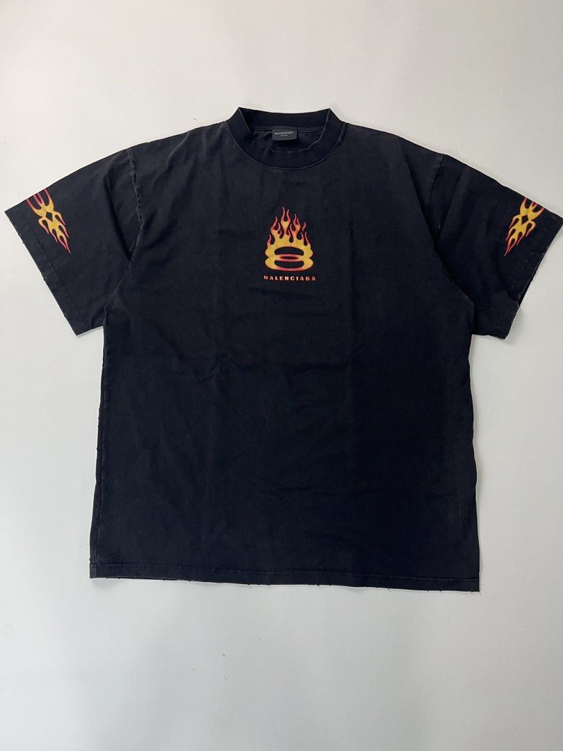 Balenciaga Tee (Category: Tshirts & Polo Shirts ) located in Makati City. Submitted by ufcknwthbst (Listing ID 1463020565, Image 1). Description: Size 4 25 inch width 30 inch length 9.5/10 condition No issue.