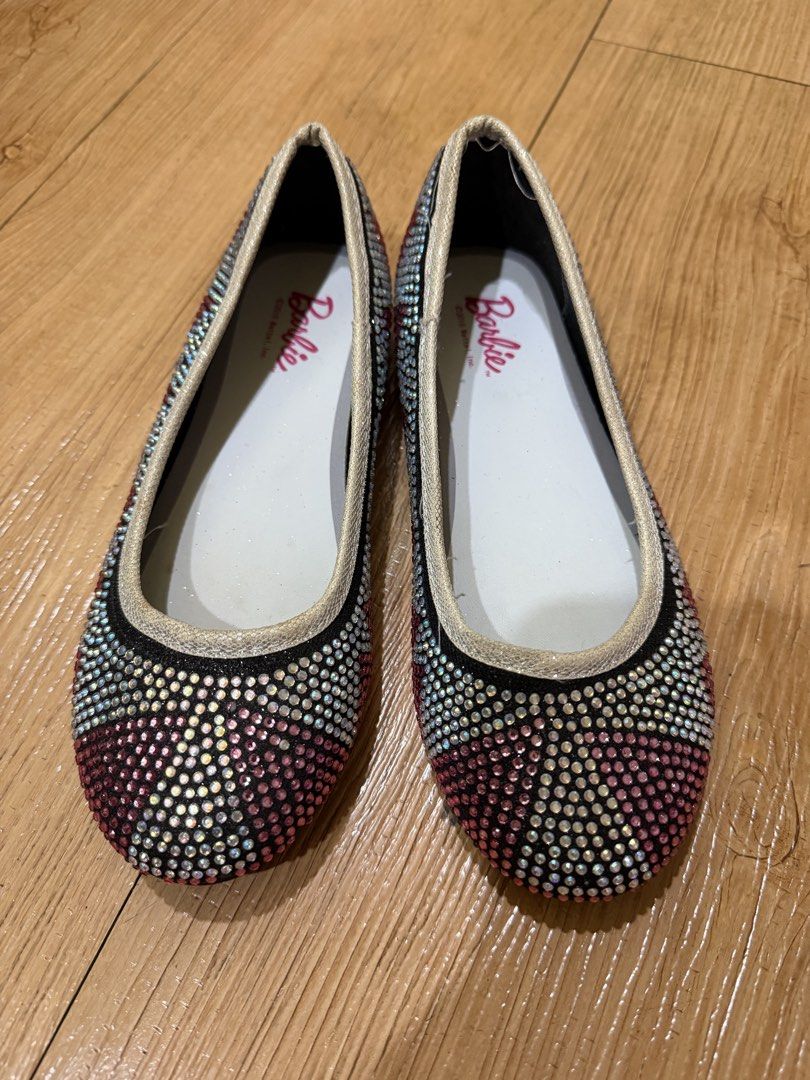 Barbie flat shoes size 3 (Category: Babies & Kids Fashion) located in Marikina City. Submitted by cezzys_closet (Listing ID 1462922755, Image 1). Description: Like new - never been used as wrong size. No box. Please swipe all photos to see condition of the shoes. If interested, please make an offer for the item. Upon acceptance of offer, the item will be reserved to you for 3 days to settle/deposit payment. If no reply or payment has been receive