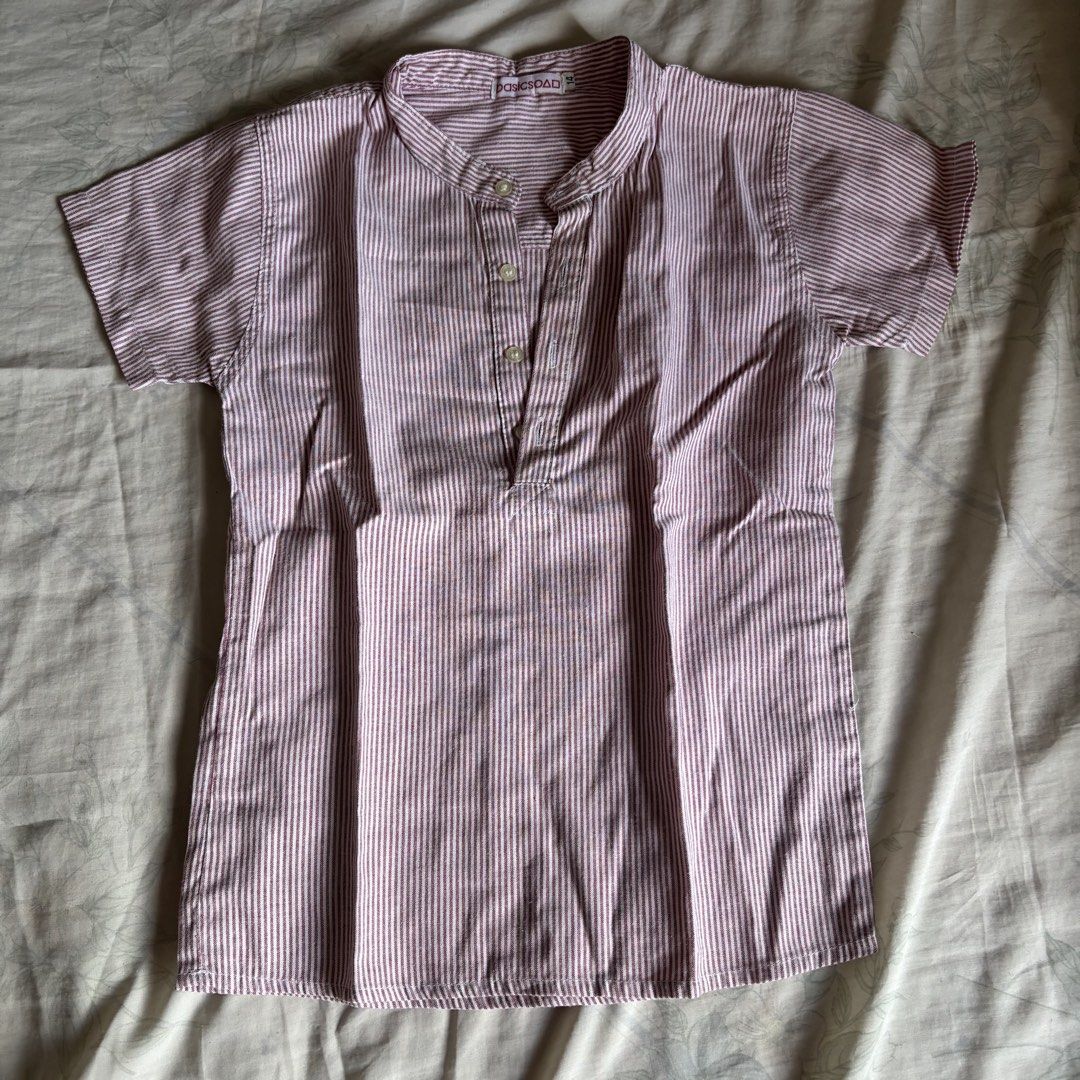 Basic Kids Red Stripe Linen Polo Shirt (Category: Babies & Kids Fashion) located in Binan City. Submitted by mypreloved_haul (Listing ID 1463098799, Image 1). Description: .