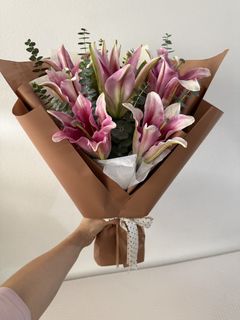 (Category: ) located in . Submitted by anzoeflorist (Listing ID 1462984007, Image 1). Description: .
