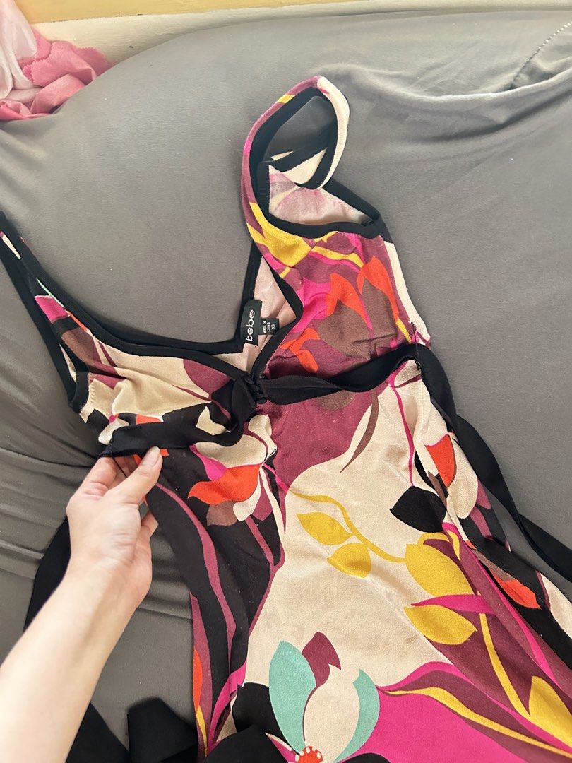 Bebe Dress (Category: Dresses) located in Alaminos. Submitted by angelsnoow (Listing ID 1462914637, Image 3). Description: Xs on tag but can fit upto Medium Stretcheable.