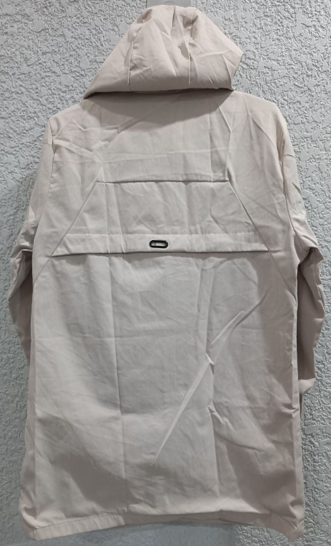 BEIGE HOODED WINDBREAKER / PARKA (Category: Coats, Jackets and Outerwear) located in Calamba. Submitted by roots.online (Listing ID 1462947515, Image 2). Description: Details: Fits Medium. Dimes: 20W x 30L Color: Beige Condition: Very good, no issue Please manage your expectation, item being sold is preloved and not brand new unless stated otherwise. Major and minor issues will be declared. Signs of usage and presence of lint is normal. Color mig