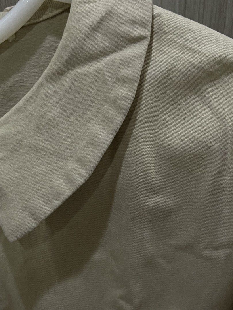 Beige longsleeves tiered dress (Category: Dresses) located in Manila. Submitted by shiezzels (Listing ID 1463070984, Image 3). Description: Dress measurement: Bust 40 in | Waist 42 | Length 33 in.