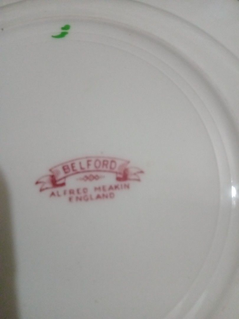 Belford England branded platform your collection (Category: Other Kitchenware & Tableware) located in Manila. Submitted by padillahe35291 (Listing ID 1462924772, Image 3). Description: deep plate Belford England serving plate.
