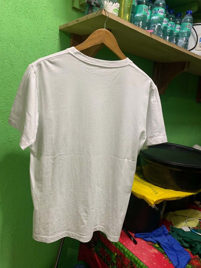 BEN DEVIS POCKETE TSHIRT (Category: Tshirts & Polo Shirts ) located in Angeles City. Submitted by giventrifteditem (Listing ID 1463033259, Image 2). Description: pm for dets no issue authentic asnew open vc ( fb ).