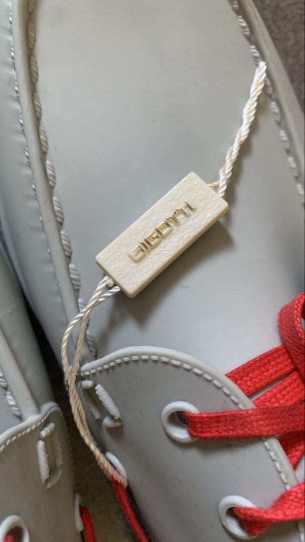 Bigotti rubber deck shoes (Category: Casual Shoes) located in Quezon City. Submitted by curatedtaste (Listing ID 1462885798, Image 2). Description: Bigotti rubber deck shoes Made in Italy Size 45/28.5cm fits US 11-11.5 Deadstock condition .