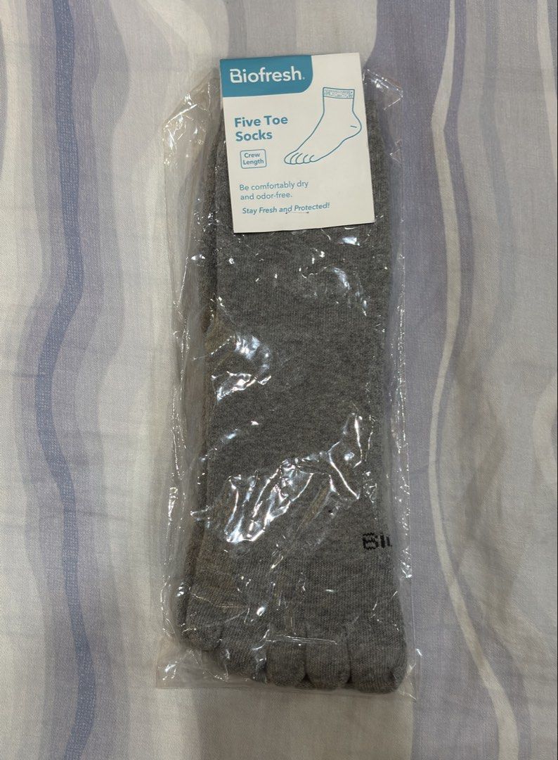 Biofresh Five Toe Socks (Crew Length) (Category: Socks) located in Quezon City. Submitted by alldayhustle (Listing ID 1463008498, Image 1). Description: - Biofresh Grey Crew Length Five Toe Socks - Antimicrobial technology kills 99.9% of germs - Keeps feet dry and odor-free - Designed for comfort and durability - Stay fresh and protected all day!.