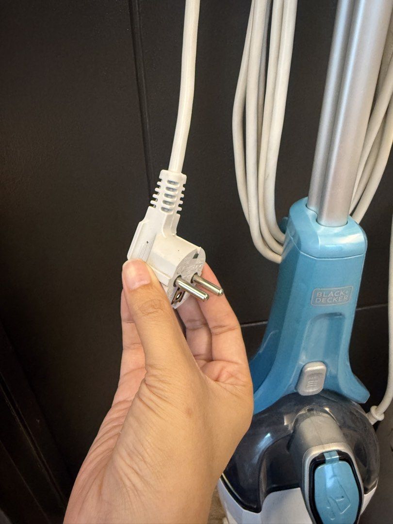 Black & Decker 9 in 1 Steam Mop (Category: Cleaning Tools & Supplies) located in Marikina City. Submitted by cluttermatters (Listing ID 1462982959, Image 3). Description: RFS: My mom has migrated to Australia, so we’re currently selling most of her household belongings..