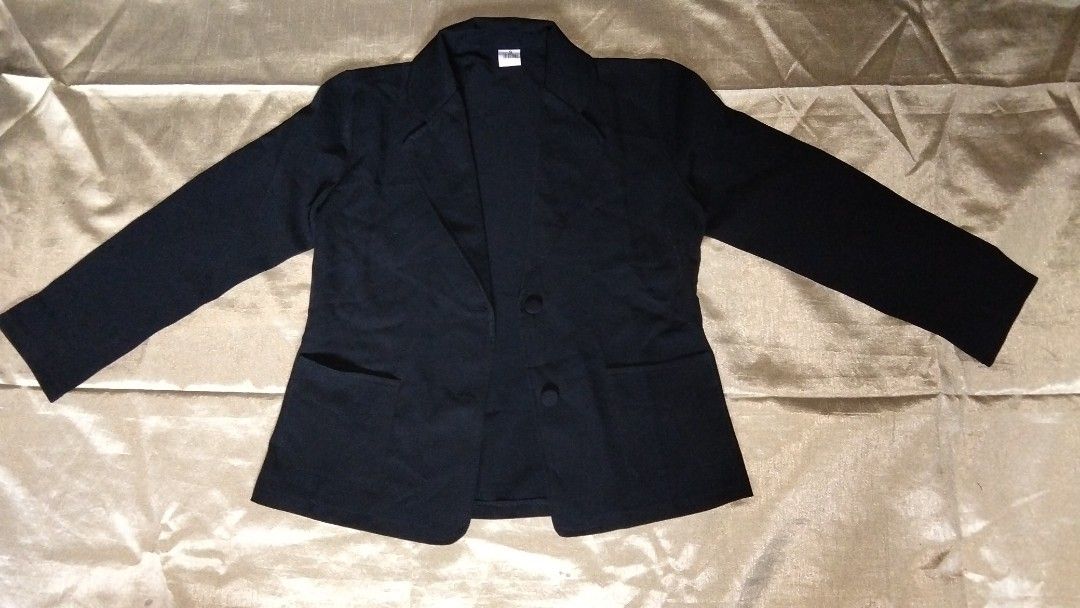 Black Blazer (Category: Coats, Jackets and Outerwear) located in Manila. Submitted by jeanx0_0 (Listing ID 1462975736, Image 1). Description: Black Blazer with minimal stain at the back. Good as new, only used twice for an important event at school..