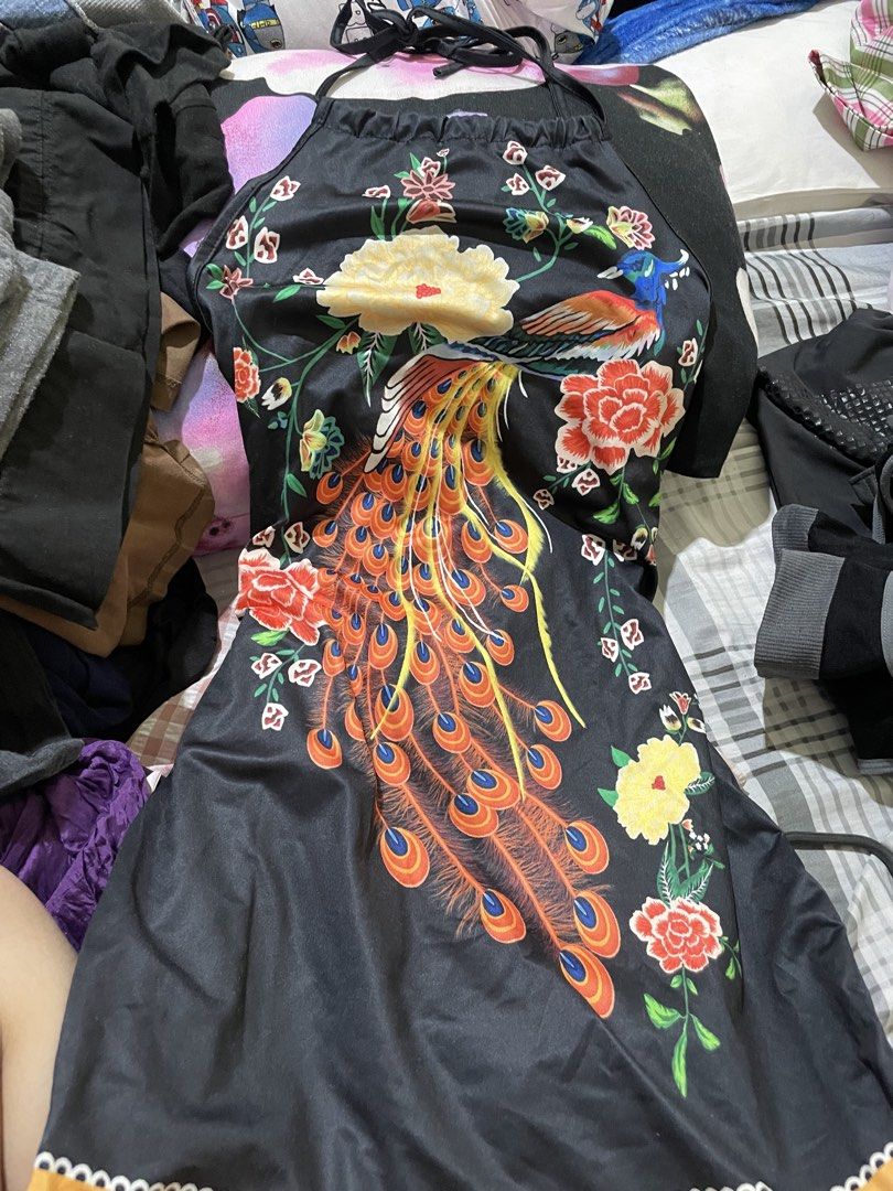 Black Floral Dress (Category: Dresses) located in Bulacan. Submitted by ohyul.06 (Listing ID 1463004021, Image 1). Description: .