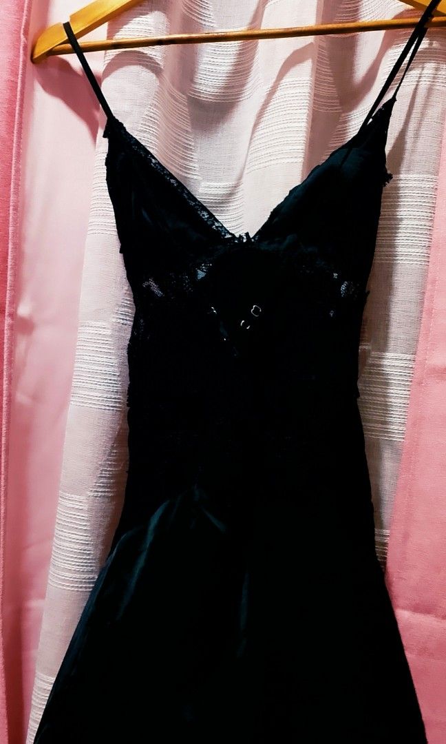Black Satin nightgown with lace (Category: Undergarments & Loungewear) located in Cabanatuan. Submitted by miss.maia (Listing ID 1463070187, Image 3). Description: Black Satin nightgown with lace.