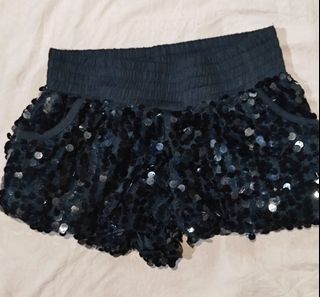 (Category: ) located in . Submitted by cynehllevie (Listing ID 1463050310, Image 1). Description: .