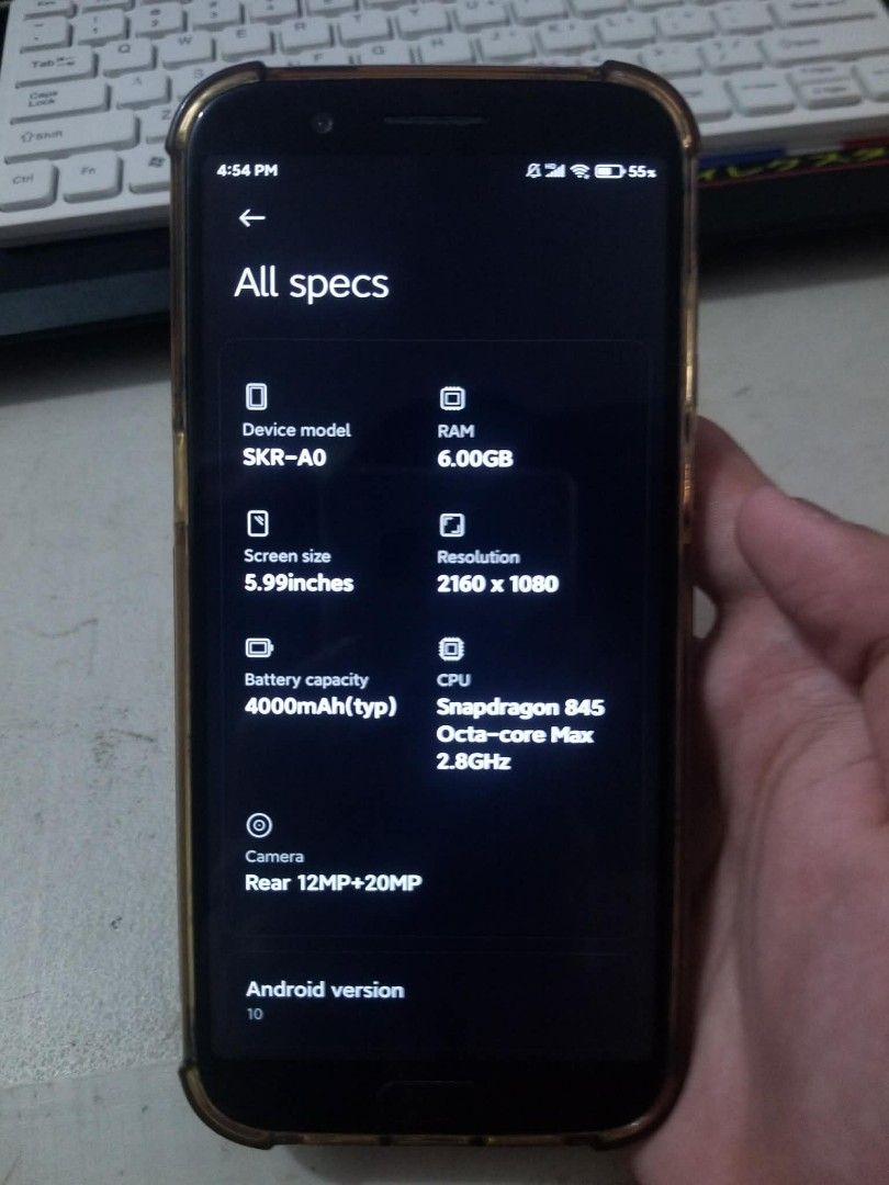 Blackshark 1 (Category: Samsung) located in Bulacan. Submitted by johnjavierzx (Listing ID 1462993108, Image 3). Description: Blackshark 1 Unit and case only Good for gaming 6gb ram snapdragon 845 Honest Issue: scratches & dents tas paint chips sa back(kita naman sa pic), sira ang home button Bulacan loc Meetup only.