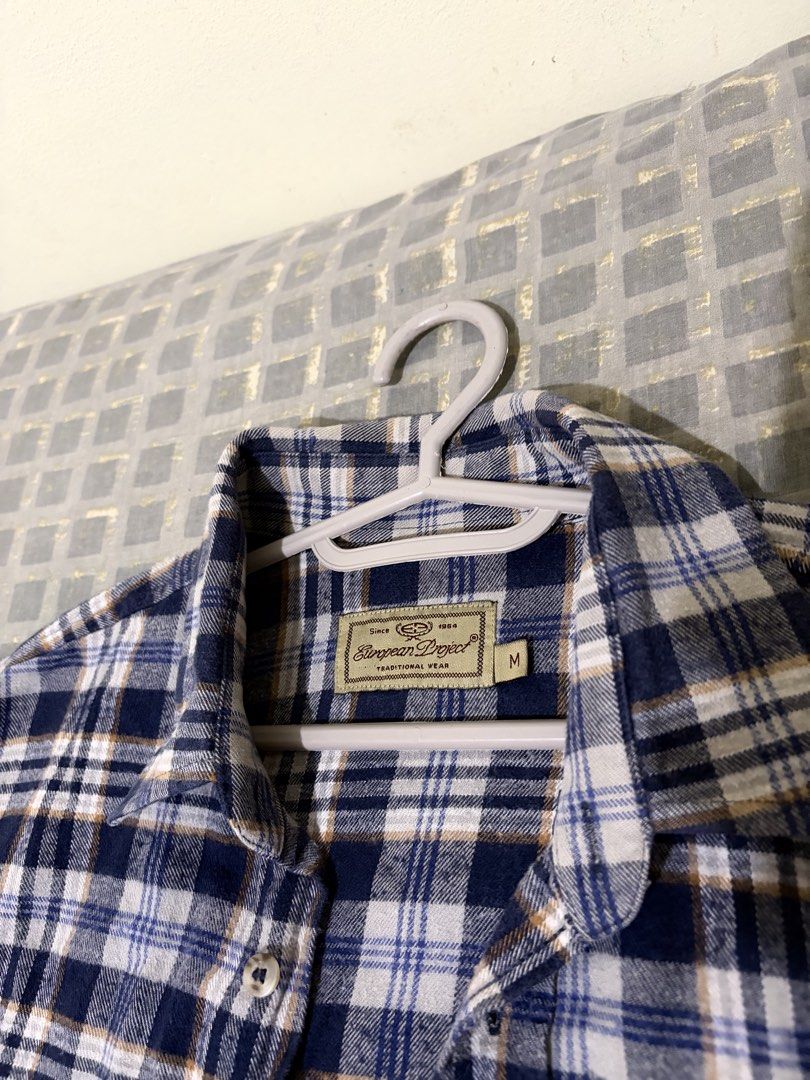 Blue and Gray Flannel Size Medium (Category: Formal Shirts) located in Bacolod City. Submitted by pilipicks.ph (Listing ID 1462990583, Image 3). Description: Free Shipping Anywhere in PH Length - 30 in Width - 22 in.