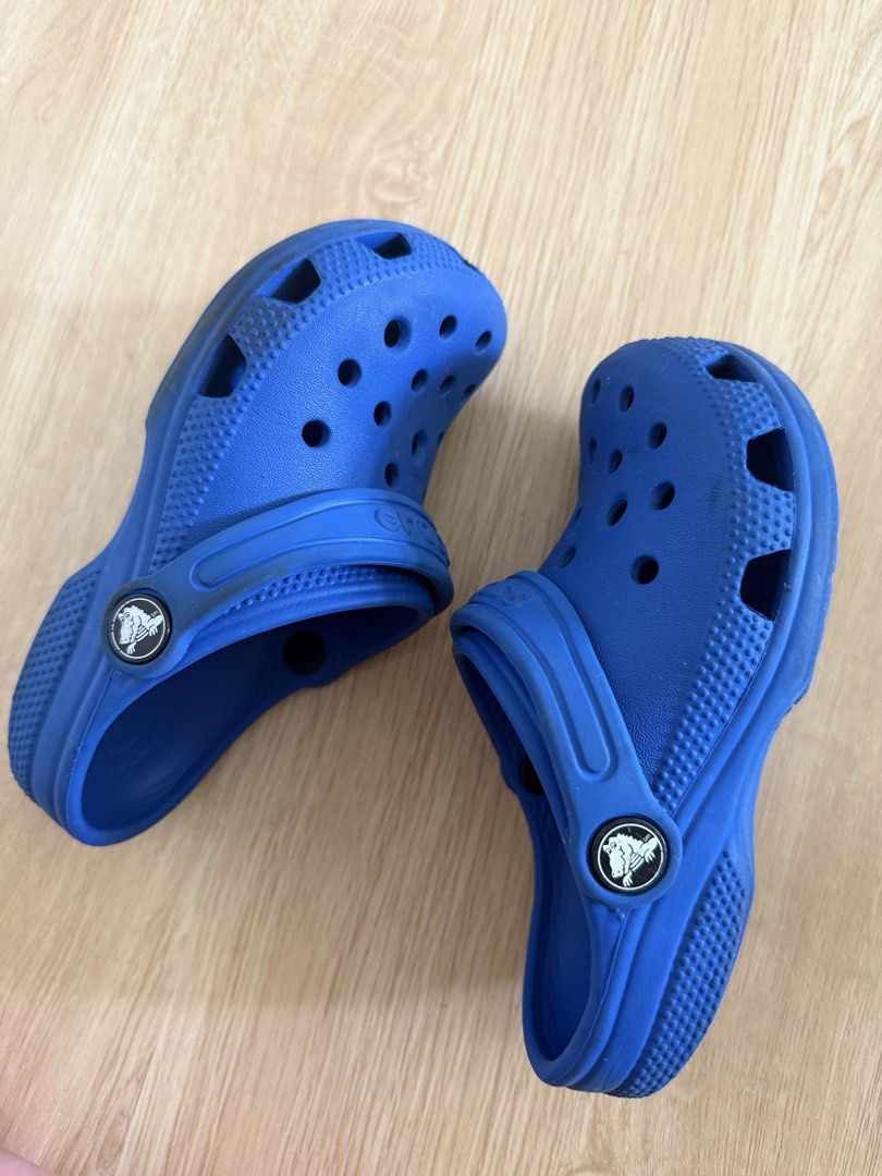 Kids Blue Crocs C11 (original) (Category: Babies & Kids Fashion) located in Manila. Submitted by magsy (Listing ID 1463049182, Image 3). Description: Mop: BDO BPI Gcash loc. Sta Mesa, Manila sF: c/o buyer.
