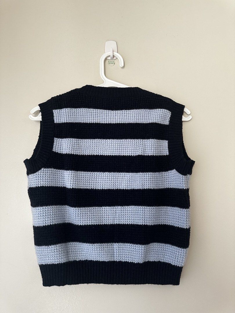 Blue Striped Knit Sweater Vest (Category: Sleeveless) located in Makati City. Submitted by rabbitnica (Listing ID 1463016005, Image 2). Description: Knit vest perfect for ber months 🥺 hindi makati sa balat hehe Rfs: making room for office wear .