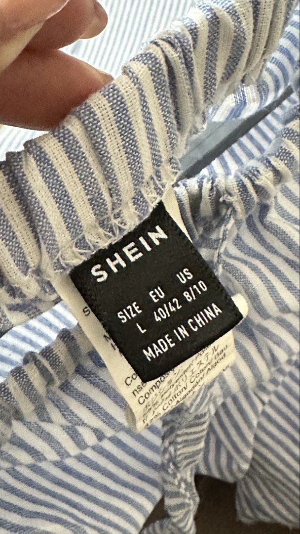 Blue Striped Linen Pants (Category: Undergarments & Loungewear) located in Manila. Submitted by kirayychii (Listing ID 1463111431, Image 2). Description: - Best for Medium to Large body frame - L on tag .