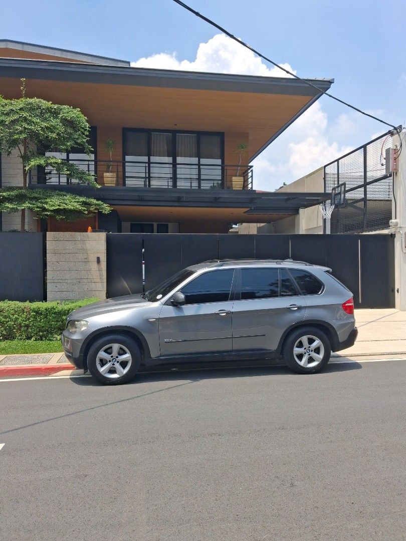 BMW X5 xDrive 30i (A) (Category: Used Cars) located in Makati City. Submitted by annie40 (Listing ID 1459084538, Image 1). Description: Now for sale: Our first owned 2008 BMW X5 3.0si Xdrive AWD. Excellent 3.0 liter Gasoline engine. Very good shifting automatic transmission. All original. Everything works. Fresh and clean inside and out. Clean and intact original leather interior. Drives great. Very well maintained. Newly PMS. No issues at all. R