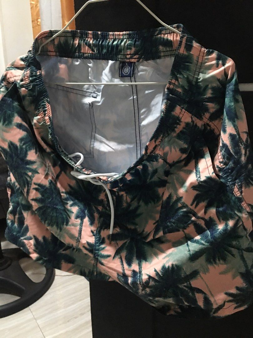 Board short (Category: Swim Trunks & Board Shorts) located in Marilao. Submitted by joelheather02 (Listing ID 1463015907, Image 1). Description: .