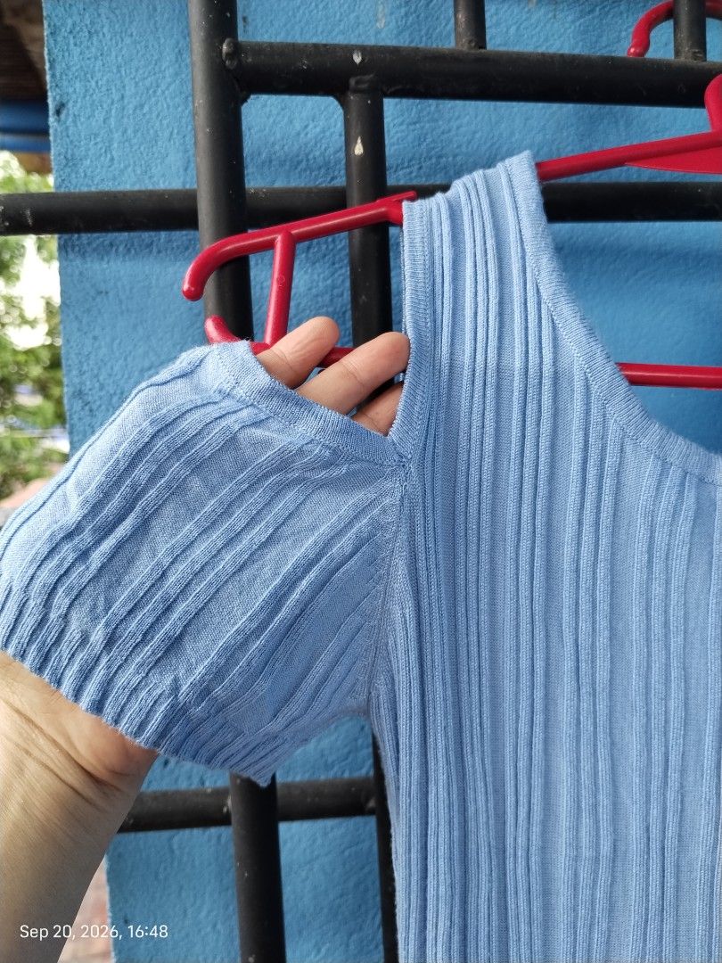 Bodycon Ribbed Cold Shoulder Maxi Dress (Category: Dresses) located in Mabalacat. Submitted by whowannashoppe (Listing ID 1462984699, Image 2). Description: - Light blue ribbed maxi dress - Stretchable fabric - Cold shoulder design with short sleeves - Round neckline ant V-cut back - Back slit at the bottom - Long, flowy style - Comfortable and stylish - Ideal for casual wear or beach vacations. - Barely used. Good as new..