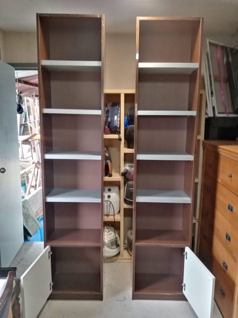 Bookshelf or Display Rack (Category: Shelves, Cabinets & Racks) located in Malabon City. Submitted by aven25 (Listing ID 1462967622, Image 2). Description: Bookshelf or Display Rack Size per pcs: 18.5 x 11 x 87 inches Height Adjustable and Removable Shelvings No issue Good Condition Ready to Use.