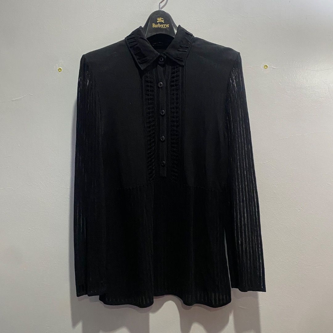 Bottega Veneta Pleat Mesh-Panel Blouse 38 (Category: Blouses) located in Antipolo. Submitted by bentakahitanoano (Listing ID 1463025834, Image 2). Description: Still in good condition Size 38 best fit medium womens Missing some hardware *check photos Pit to pit 17 Length 26.