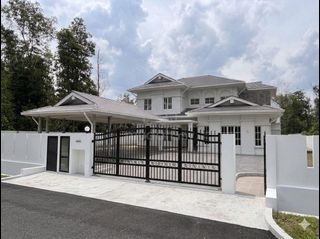 (Category: ) located in . Submitted by mudah154436 (Listing ID 1457884930, Image 1). Description: .